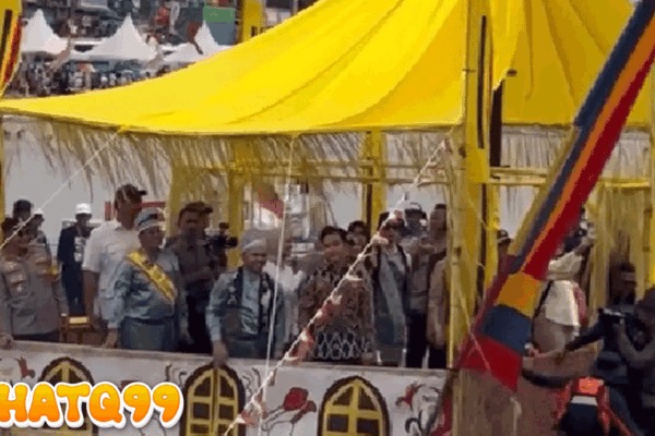 Wapres Gibran Buka Hilir Pertama Festival Pacu Jalur 2025, Putri Anggun Beradu dengan Si Ganteng Ibu Kota
