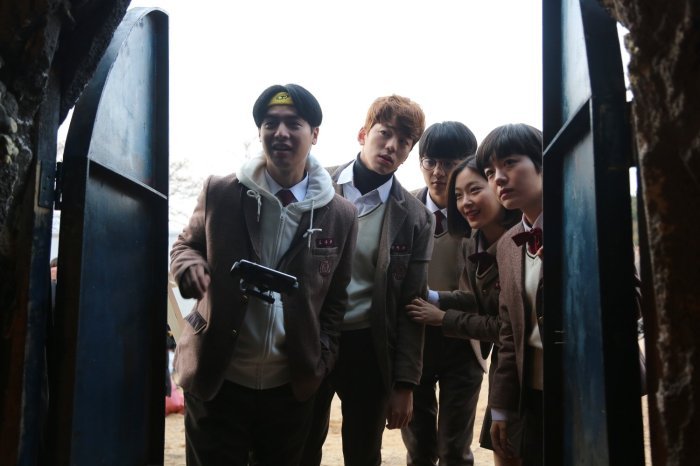 the whispering korean movie Netflix Rilis Film Thriller Korea The Whispering Tower
