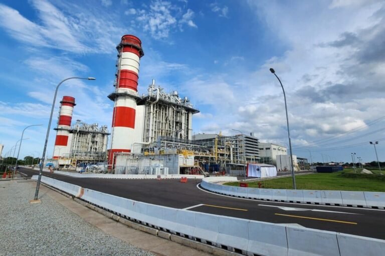 Pertaruhan gas Indonesia menimbulkan risiko bagi ekonomi, kesehatan, dan iklim