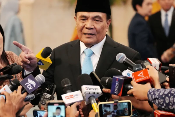 Prabowo Subianto menunjuk menteri keamanan baru setelah protes mematikan
