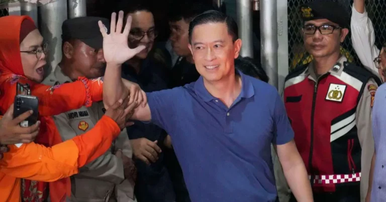 Presiden Indonesia membebaskan ratusan narapidana sebagai bagian dari rencana persatuan