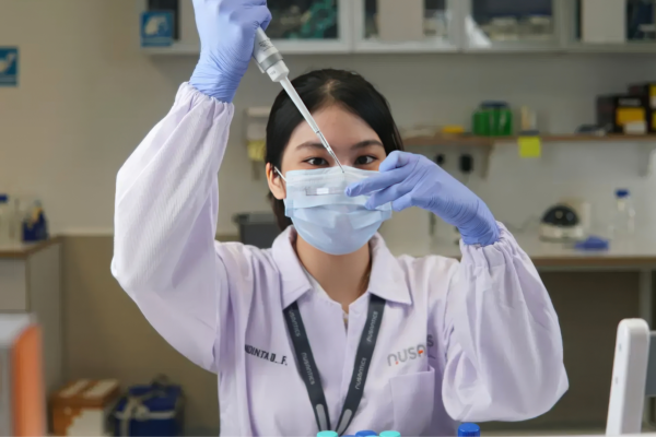 Berinvestasi di bidang teknologi kesehatan untuk mengatasi tantangan terbesar di Indonesia