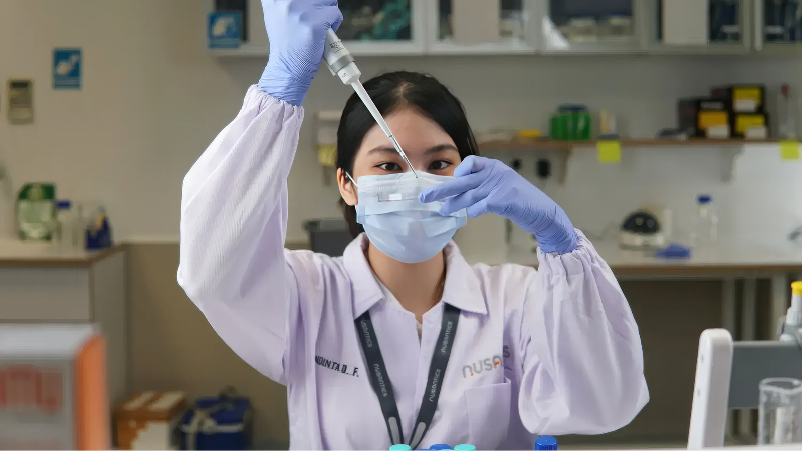 Berinvestasi di bidang teknologi kesehatan untuk mengatasi tantangan terbesar di Indonesia