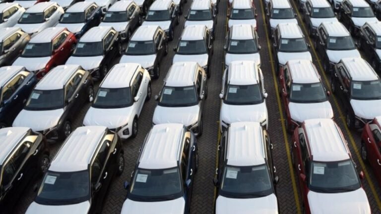 Industri otomotif Indonesia memperkirakan dampak minimal pada penjualan mobil dari kenaikan PPN