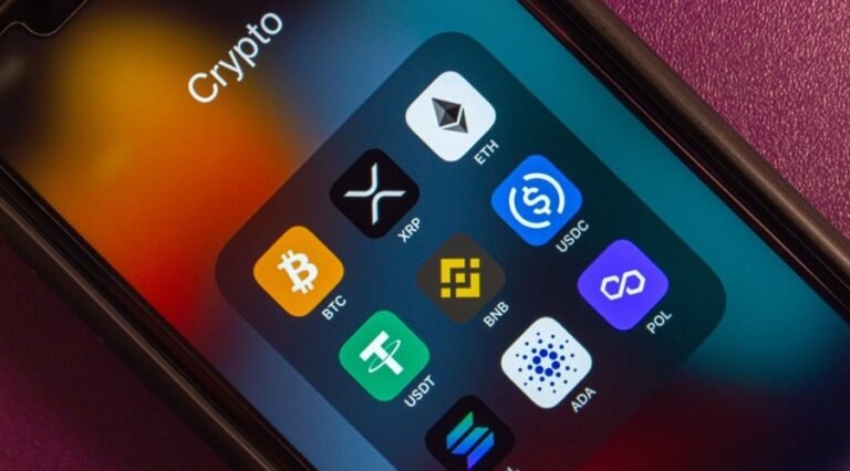 Mengapa Kripto Naik Hari Ini? Harga XRP, Bitcoin, Ethereum, dan Dogecoin Rebound Dari Posisi Terendah Enam Bulan