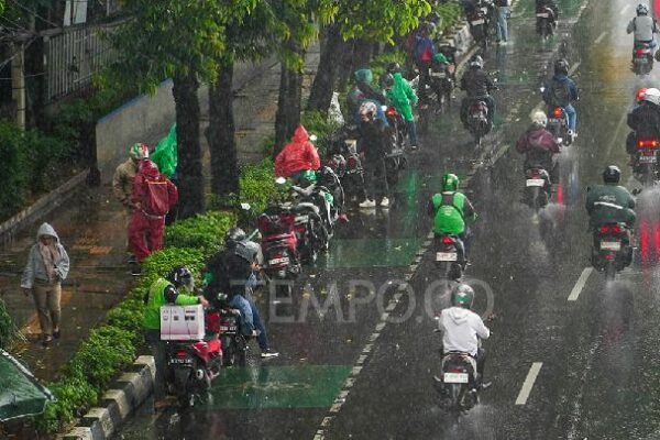 Berita Teratas Hari Ini: Jumlah Pekerja Ekonomi Kreatif di Indonesia Meningkat, Mencapai 27,4 Juta pada Tahun 2025