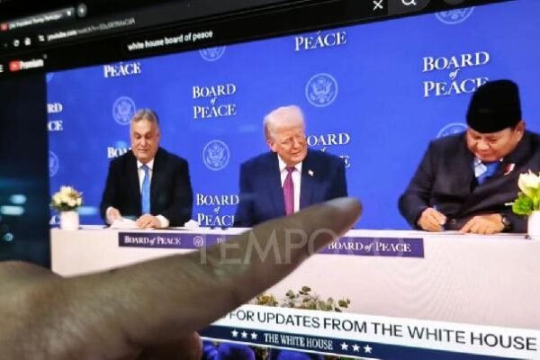 Empat Tanda Peringatan Terkait Keterlibatan Indonesia dalam Dewan Perdamaian Trump