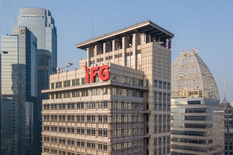IFG memperkirakan pertumbuhan ekonomi Indonesia pada tahun 2025 sebesar hingga 5 persen.