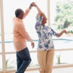 Penelitian besar menemukan bahwa Anda dapat memperlambat penurunan kognitif seiring bertambahnya usia dengan melakukan perubahan gaya hidup.