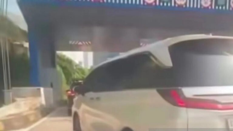 Polisi Tunggu Konfirmasi soal Mobil Pelat RI 25 yang Diduga Selak Antrean