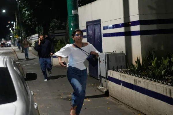 Dunia bereaksi terhadap serangan udara AS di Venezuela dan penangkapan Maduro.