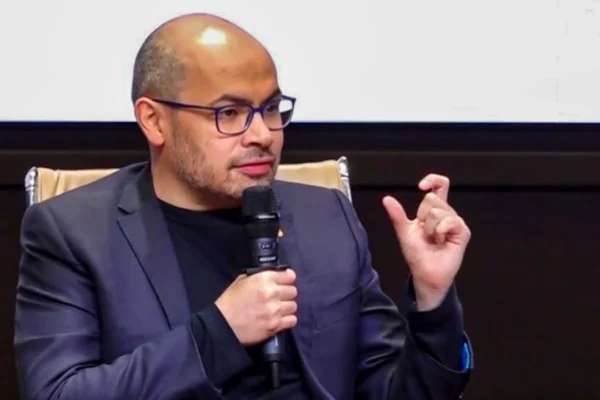 Kapan AGI akan hadir? CEO Google DeepMind, Demis Hassabis, mengatakan hal itu akan memakan waktu karena kecerdasan buatan (AI) saat ini masih kurang konsisten.