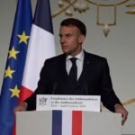 Macron mengatakan bahwa negara-negara adidaya sedang berjuang melawan godaan untuk 'membagi-bagi dunia'.