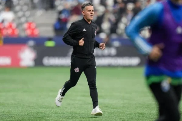Mantan pelatih Kanada, John Herdman, ditunjuk sebagai pelatih tim nasional sepak bola pria Indonesia.