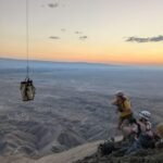 Seiring dengan perkembangan teknologi, drone kini digunakan untuk mengantarkan paket bantuan, mengangkut peralatan, dan terbukti 'tak tergantikan' di wilayah pegunungan Colorado.