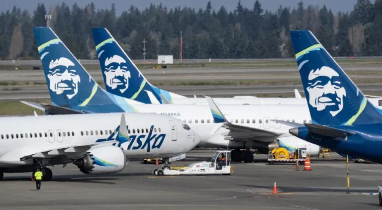 Alaska dan United Menawarkan Program Penumpang Setia Terbaik, Menurut Laporan WalletHub