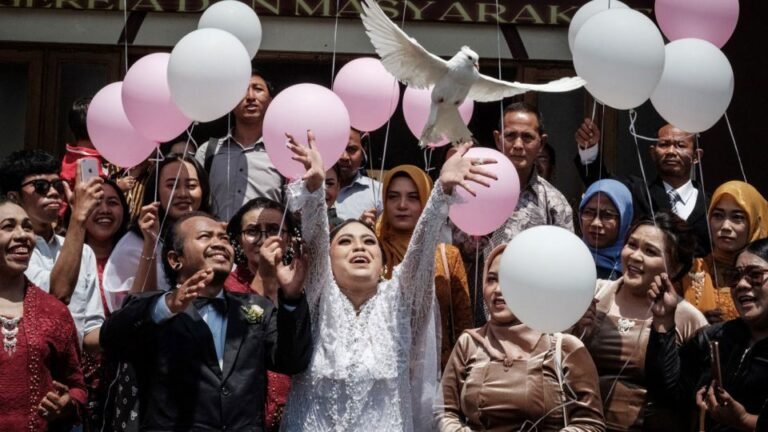 Pernikahan menjadi prioritas kedua bagi Generasi Z di Indonesia.