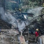 8 orang tewas dalam kecelakaan helikopter di Indonesia, tidak ada yang selamat - VIDEO/FOTO