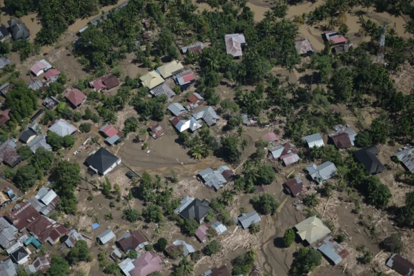 Indonesia menggugat enam perusahaan terkait kerusakan lingkungan di daerah rawan banjir