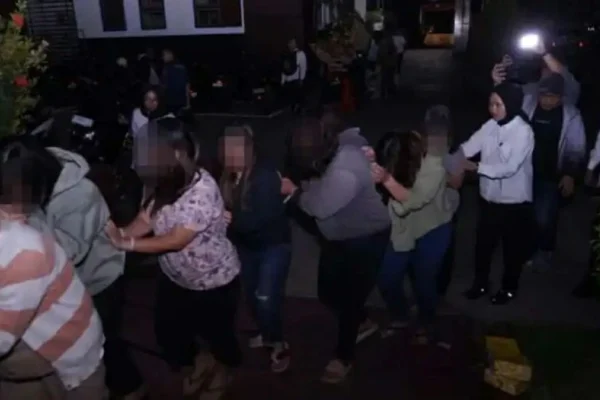 Indonesia menuntut 19 orang atas dugaan keterlibatan mereka dalam jaringan perdagangan bayi