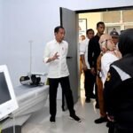 Jokowi Menandatangani Undang-Undang Kesehatan Baru Indonesia, yang Mengizinkan Aborsi dengan Syarat Tertentu