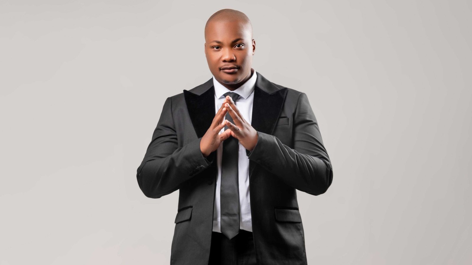 Komedi Thando Mseleku melampaui batas-batas lokal :: Berita Gaya Hidup