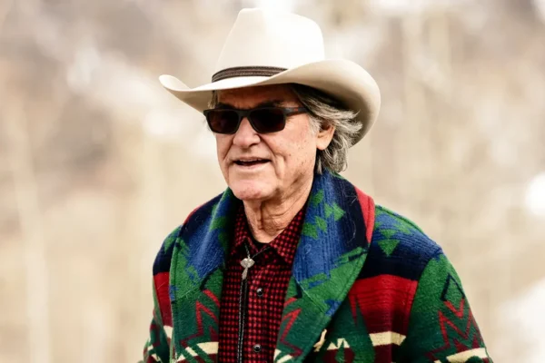 Kurt Russell tidak meminta maaf atas gaya hidup berburu tradisional