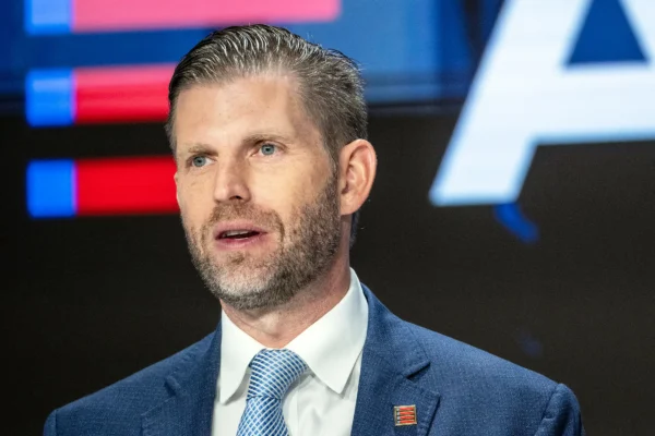 Eric Trump mengatakan bahwa presiden Indonesia yang terekam secara tidak sengaja itu sedang menanyakan ayahnya mengenai urusan keluarga