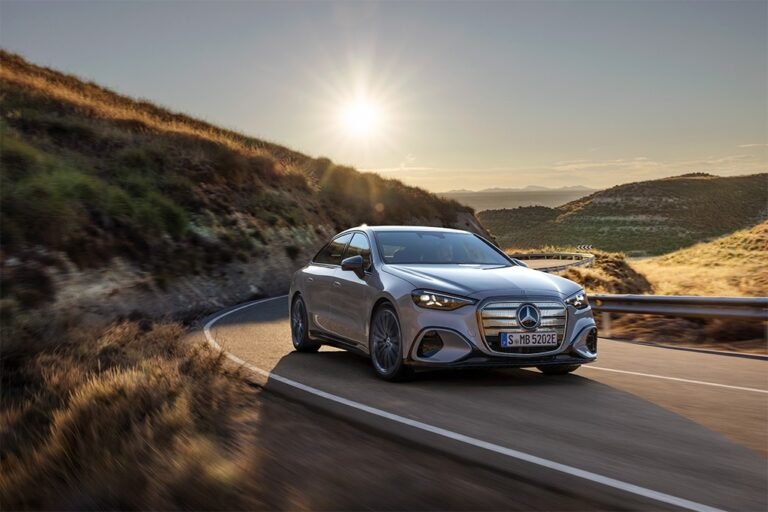 Mercedes-Benz memperkenalkan C-Class listrik pertamanya