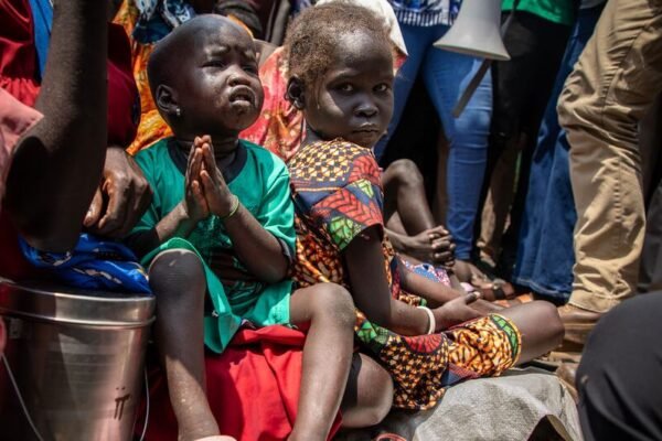 Berita Dunia Singkat: Jutaan orang mengungsi di Sudan Selatan, pasokan daging global meningkat empat kali lipat, krisis di Timur Tengah memperparah kelaparan global