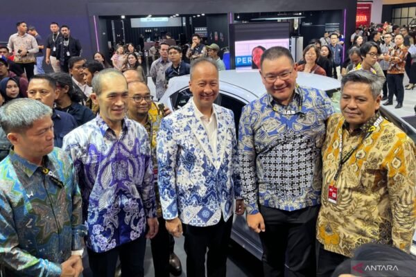 Indonesia beralih dari pasar otomotif menjadi basis produksi: Menteri