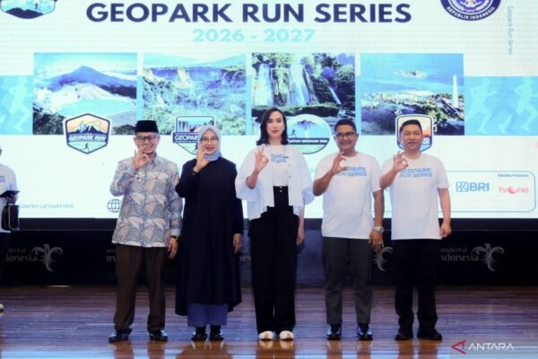 Indonesia memajukan pariwisata olahraga melalui Seri Lomba Lari Geopark 2026–2027
