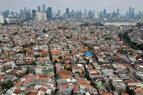 Mengejar pertumbuhan tinggi: Lompatan ekonomi Indonesia yang berisiko