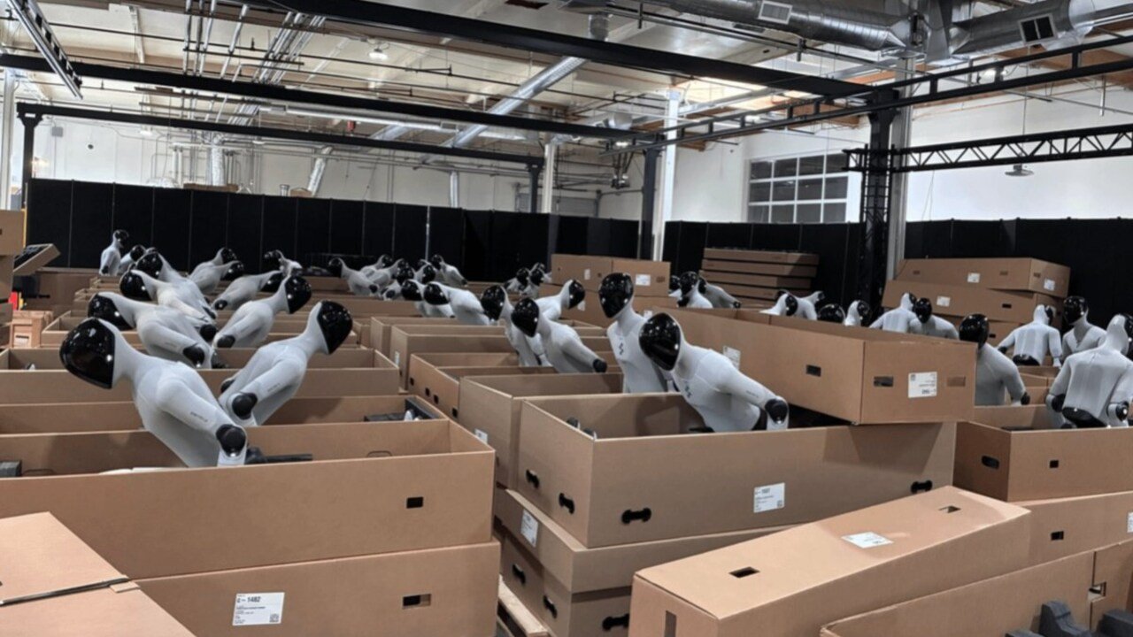 Perusahaan kecerdasan buatan ini kini memiliki lebih banyak robot daripada pekerja manusia