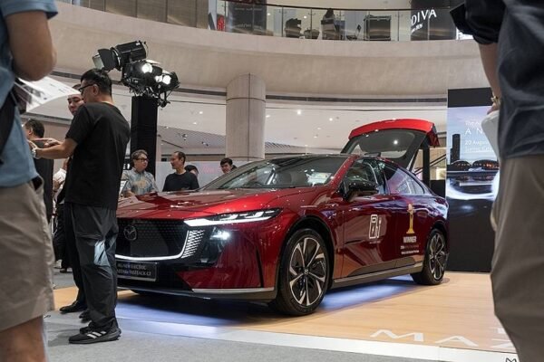 Sedan Listrik Mazda6E Diluncurkan di Singapura