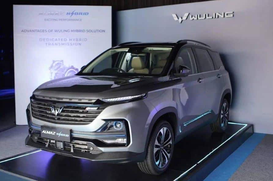 Wuling Almaz Hybrid Diluncurkan di Indonesia, Harganya Mulai dari 30.300 USD